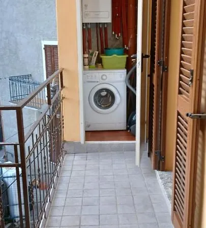 아파트 Luminoso Tra I Rami Del Di Como,