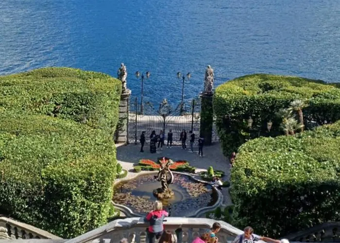 Appartamento Luminoso Tra I Rami Del Di Como, *