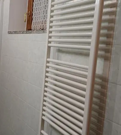 Luminoso Tra I Rami Del Di Como, Sormano