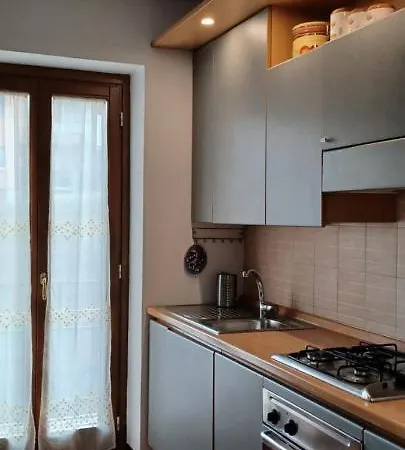 Luminoso Tra I Rami Del Di Como, Sormano